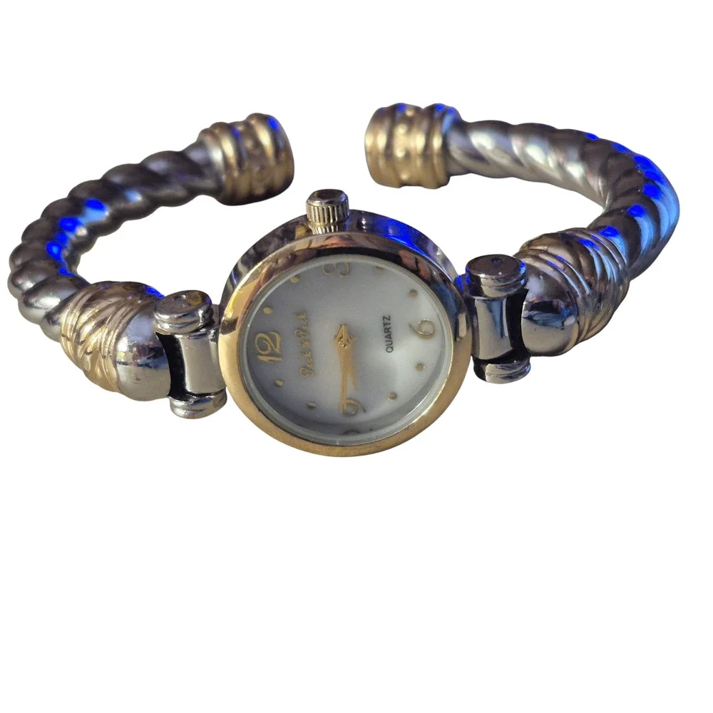 Peck & Peck peck cuff
